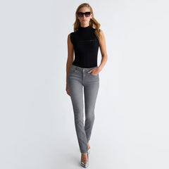 Stretchable light grey jeans for women